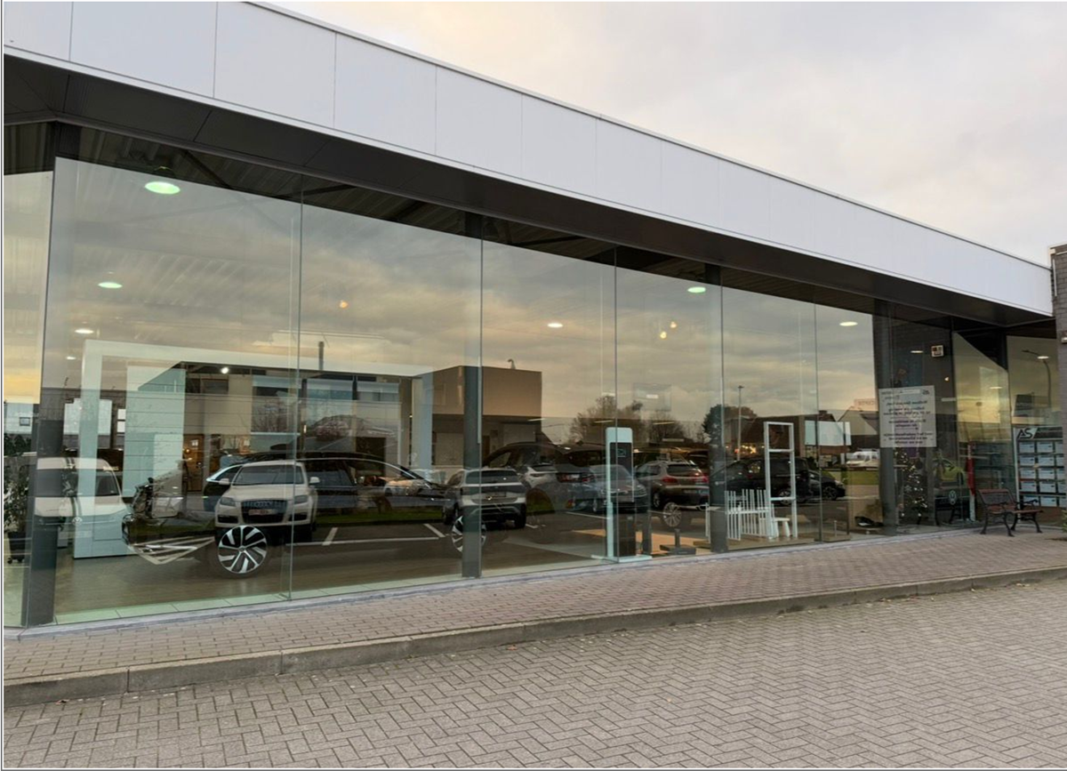 Professionele ramenreiniging door Meneerke Proper